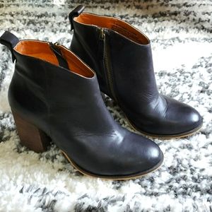 BP black ankle booties